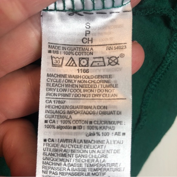 Old Navy Christmas Be Your Best Self Green T-Shirt.  Size S - Picture 6 of 6